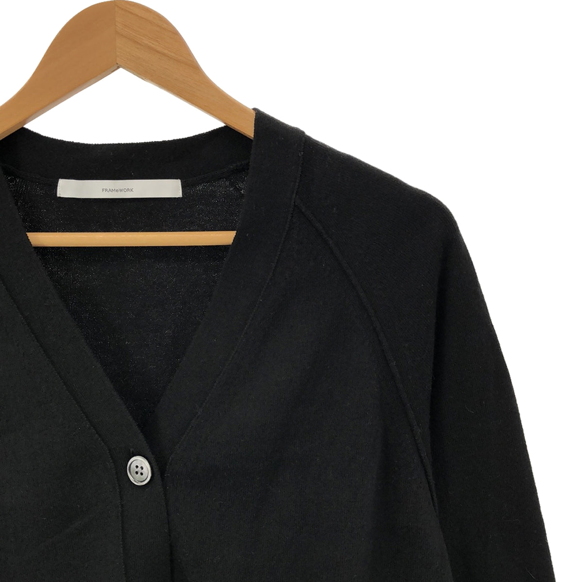 Framework | 2021AW | Wool cashmere V-neck cardigan | Black | Women's