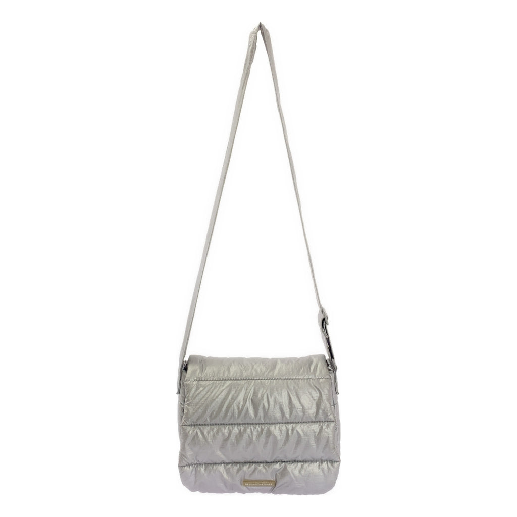 藤蔓之外 | 蓬鬆尼龍單肩包 |