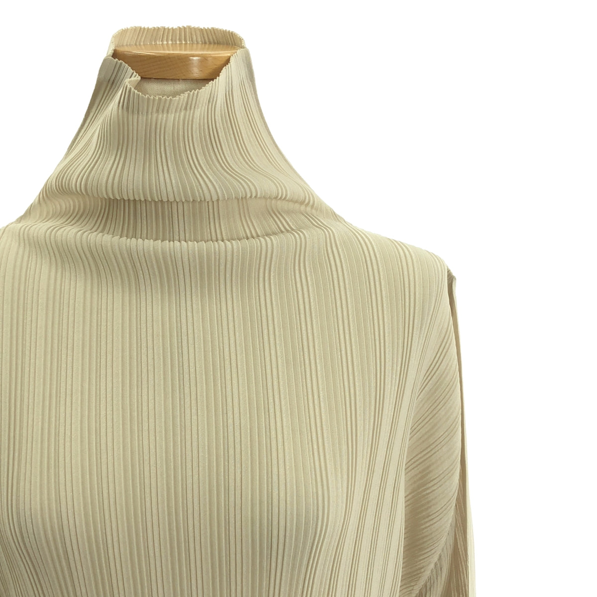 PLEATS PLEASE ISSEY MIYAKE / 플리츠 프리즈 이세이 미야케 | 하이넥 풀오버 탑스 | 3 | 카키 |
