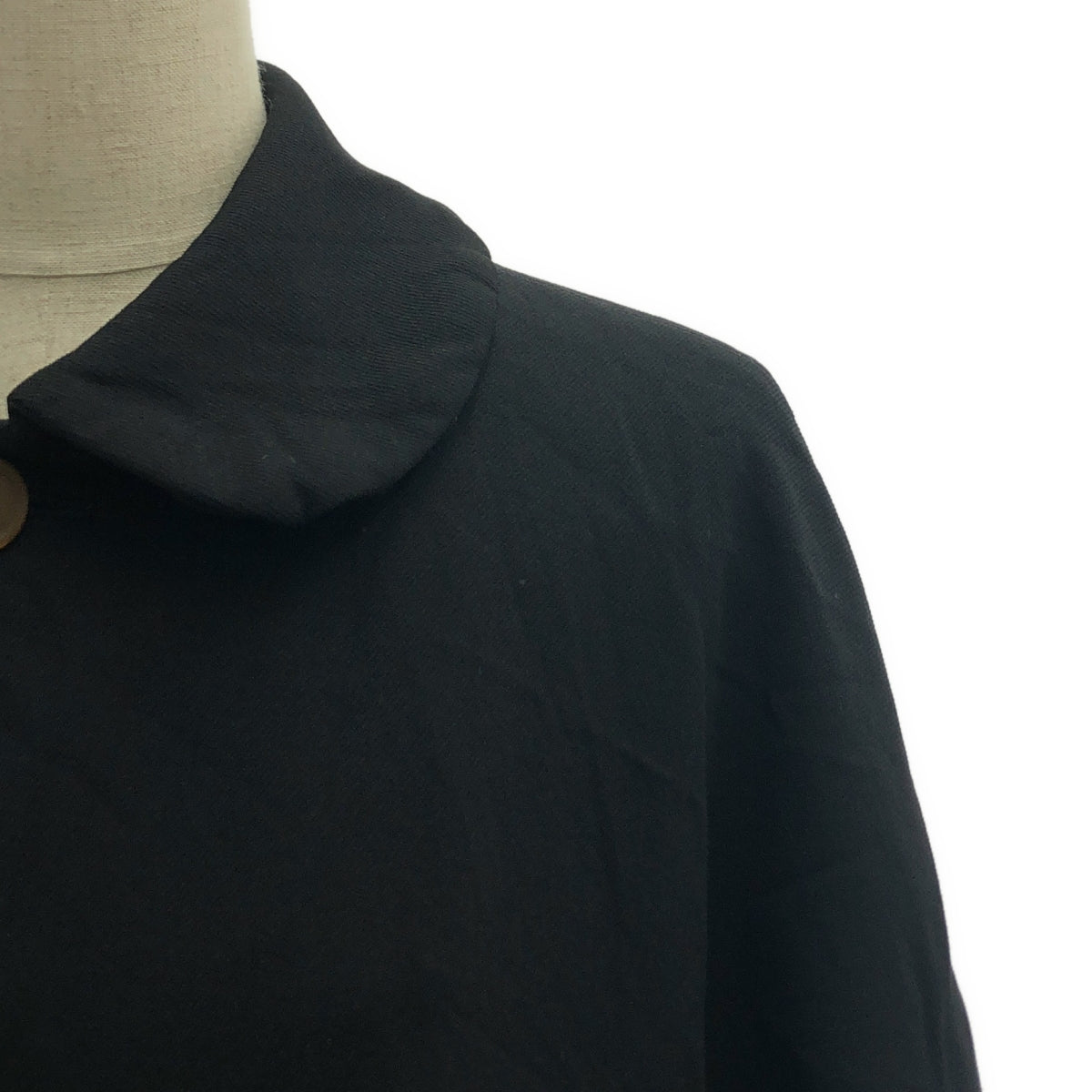COMME des GARCONS | 2013 秋冬 | 聚酯縮水圓領單排扣大衣 | XS 碼 |