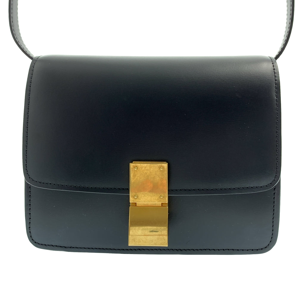 CELINE | 皮革大水桶包，搭配長肩帶 |