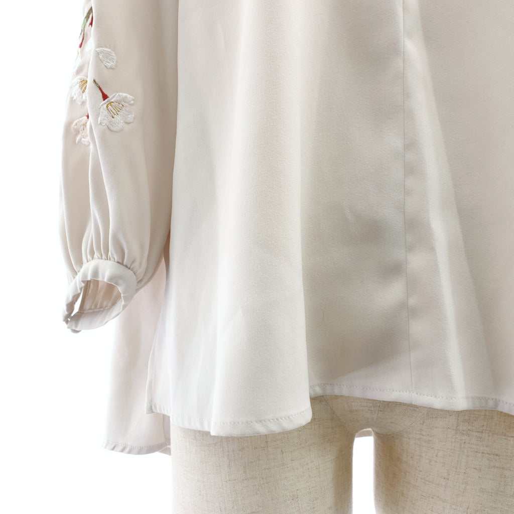 iCONOLOGY / 이코노로지 | 벚꽃 꽃을 입는 블라우스 셔츠 | F | 여성