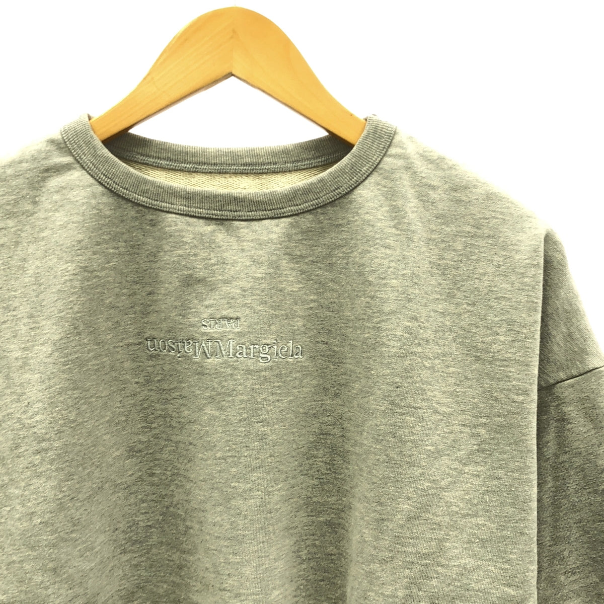 【신품】 Maison Margiela / 메종 마르제라 | 2021AW | 반전 로고 자수 크루넥 스웨트 | 44 | 회색 | 남성