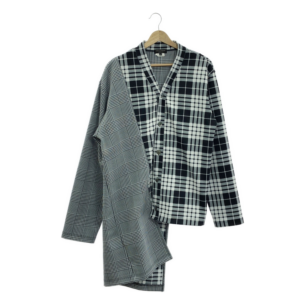 【미품】 COMME des GARCONS HOMME PLUS 2021AW | DARKROOM기 비대칭 체크 폴리에스테르 가디건 | M | 화이트 / 블랙 | 남성