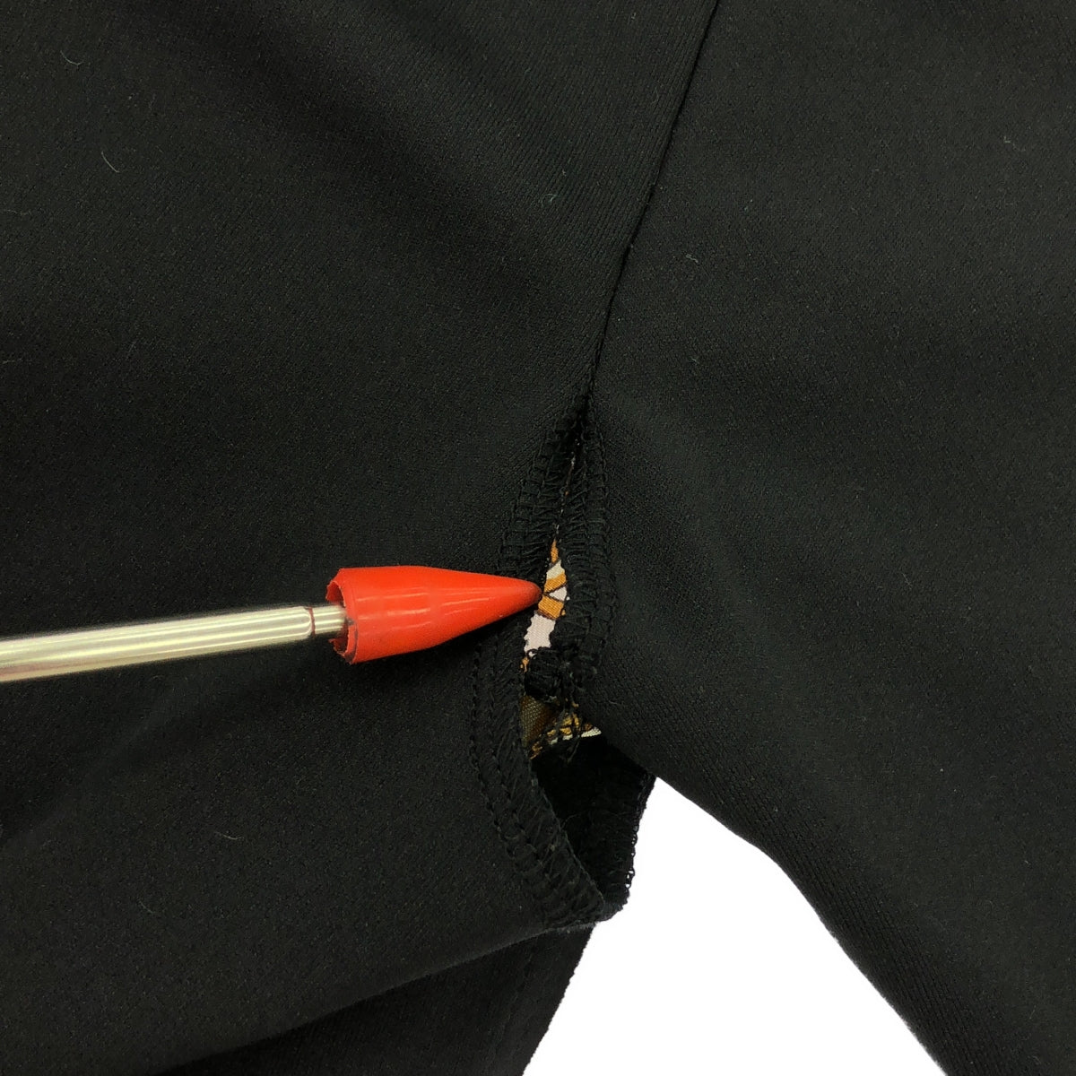 COMME des GARCONS COMME des GARCONS / 콤콤 | 2017AW | 실크 스카프 전환 폴리 에스테르 컷 톱 | XS | 블랙 / 멀티 컬러 | 여성