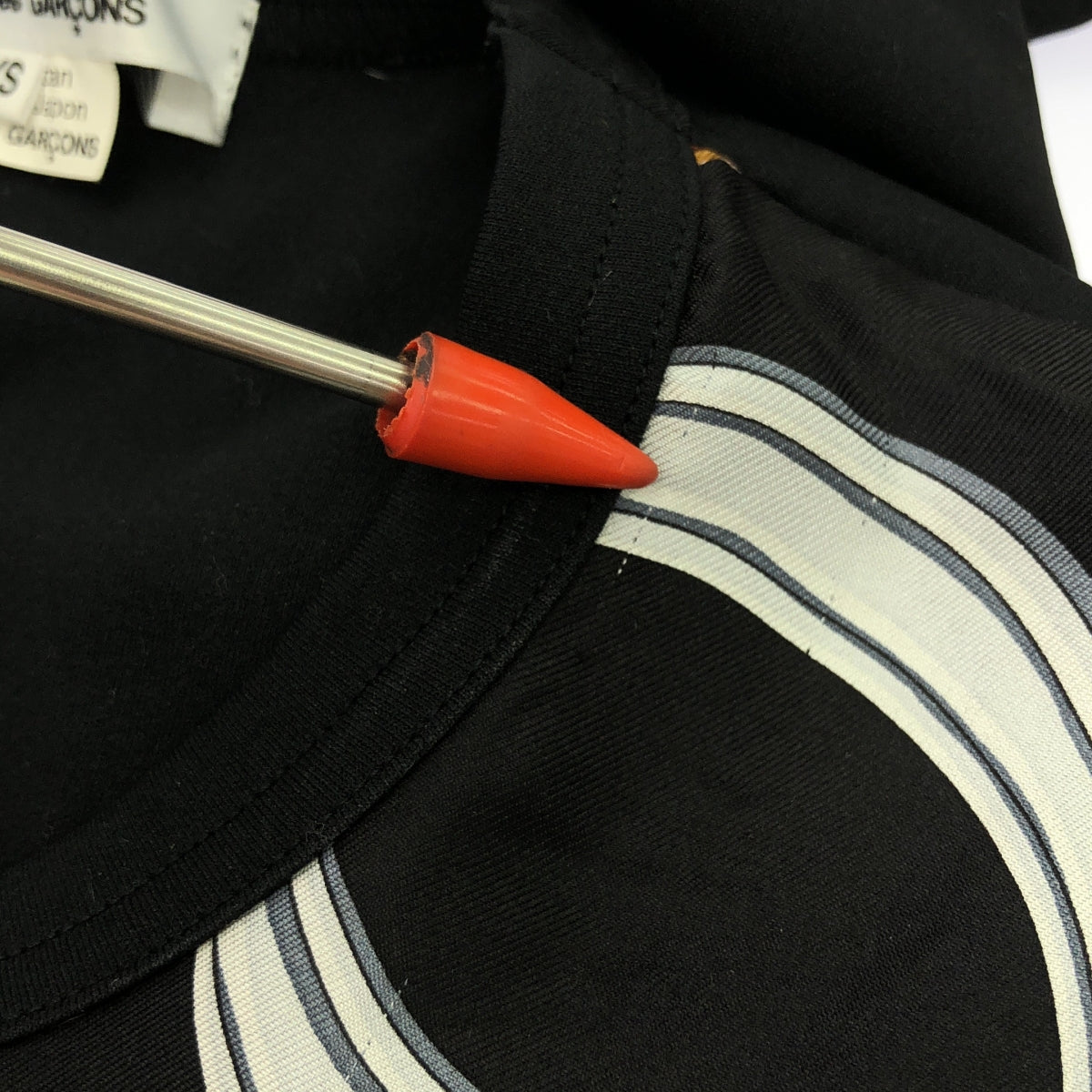 COMME des GARCONS COMME des GARCONS / 콤콤 | 2017AW | 실크 스카프 전환 폴리 에스테르 컷 톱 | XS | 블랙 / 멀티 컬러 | 여성