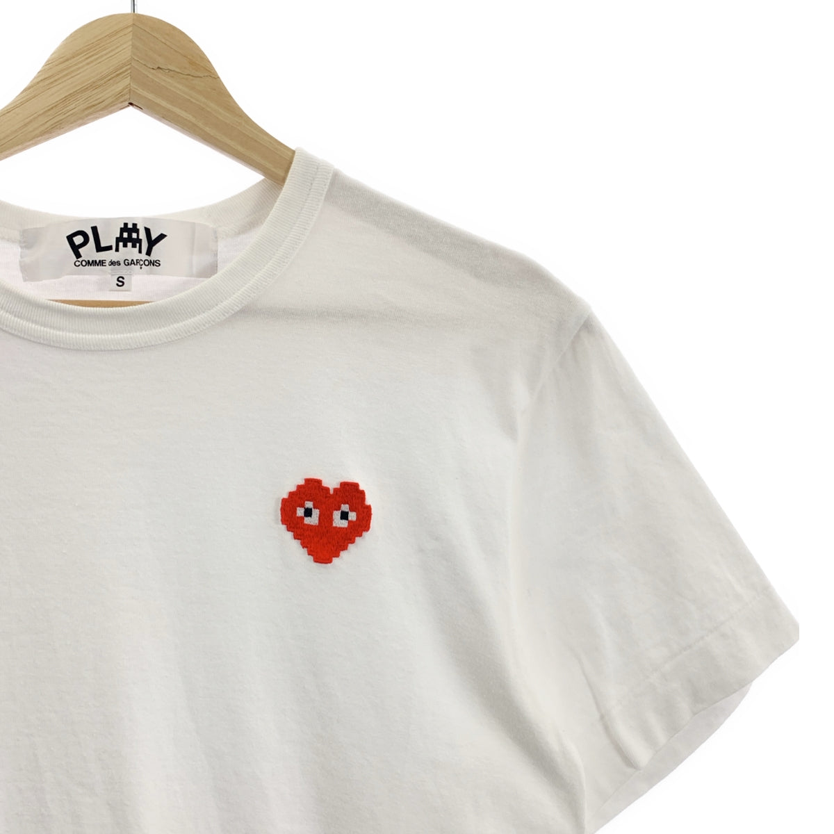 PLAY COMME des GARÇONS | AD2022 | × INVADER / 入侵者心型貼片T卹 | S碼 | 女款