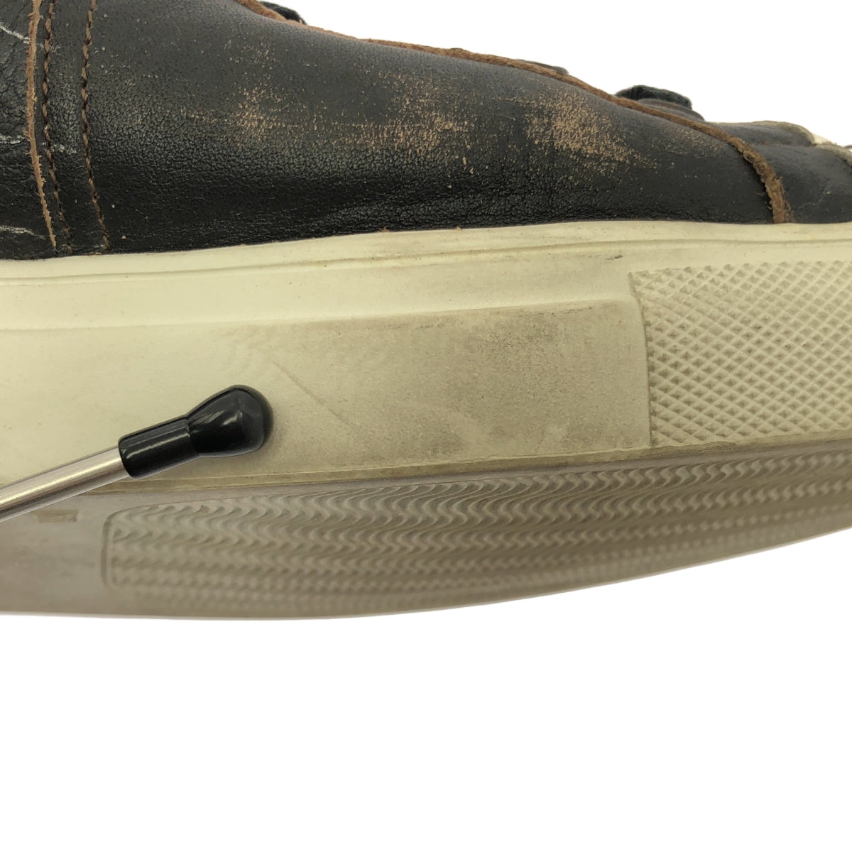 GEOFFREY B.SMALL / 제프리 B스몰 | 데미지 가공 로우 컷 스니커즈 | 42 | 블랙 | 남성