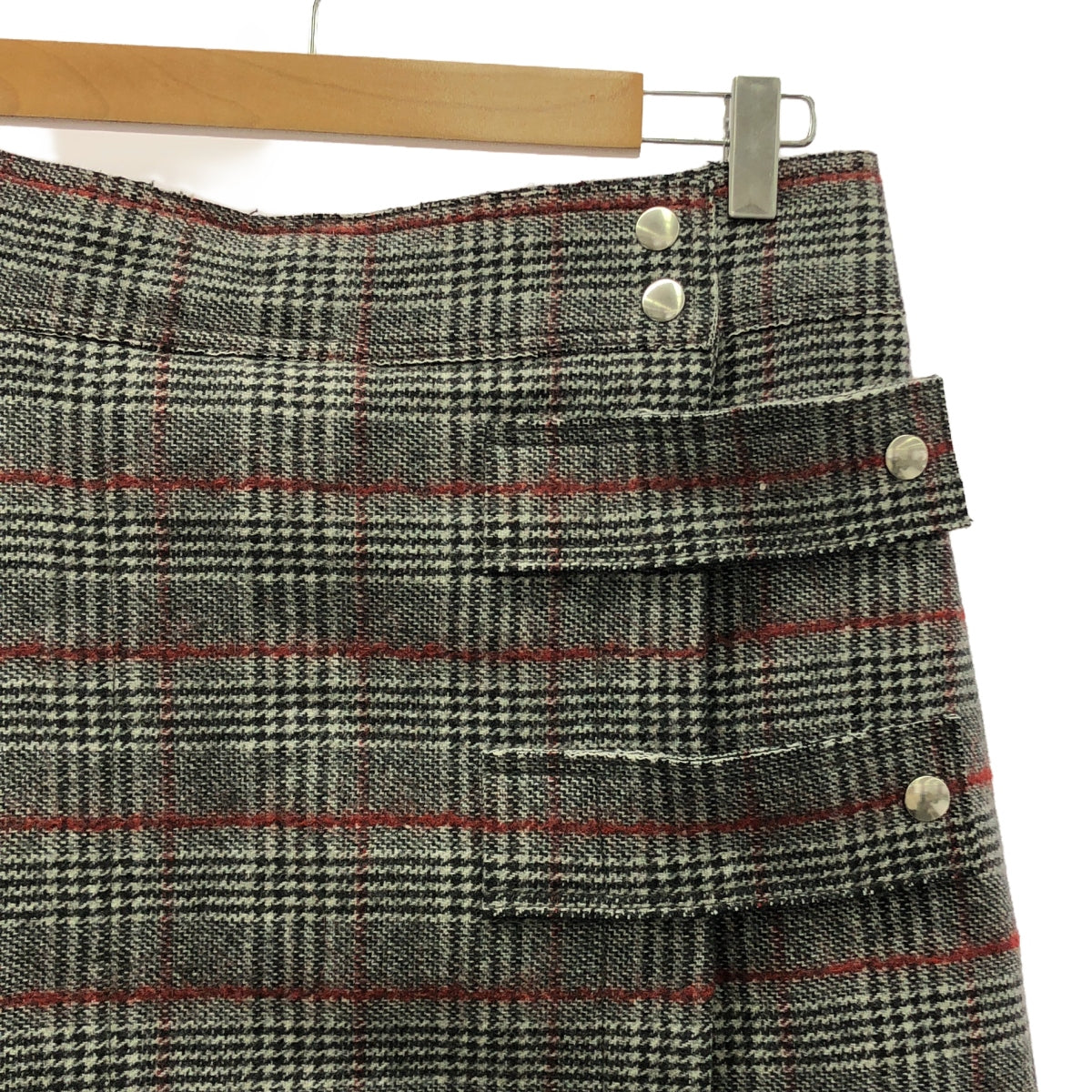 Plan C / 플랜시 | 울 체크 비대칭 스커트 | 42 | 그레이 / 레드 | 여성