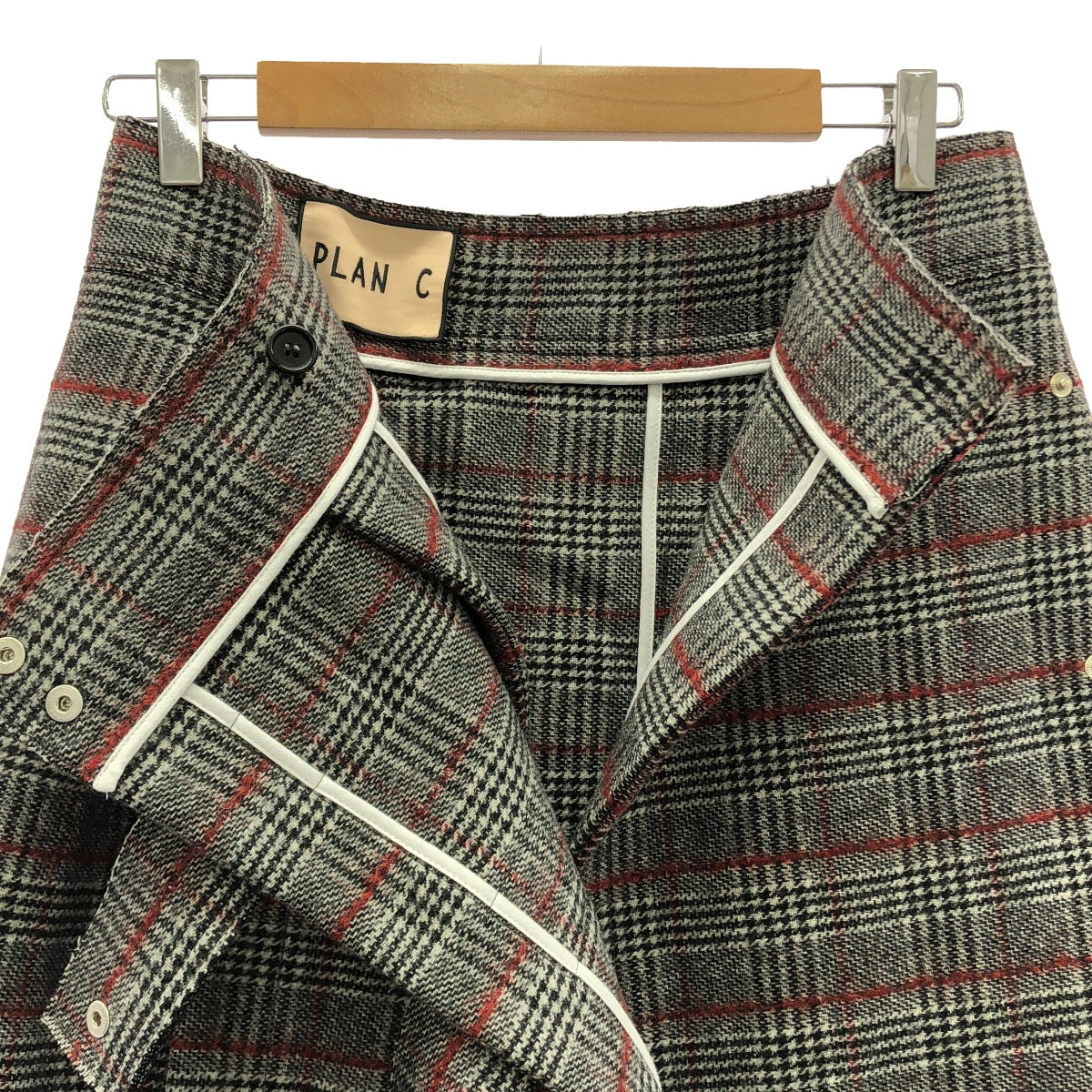 Plan C / 플랜시 | 울 체크 비대칭 스커트 | 42 | 그레이 / 레드 | 여성