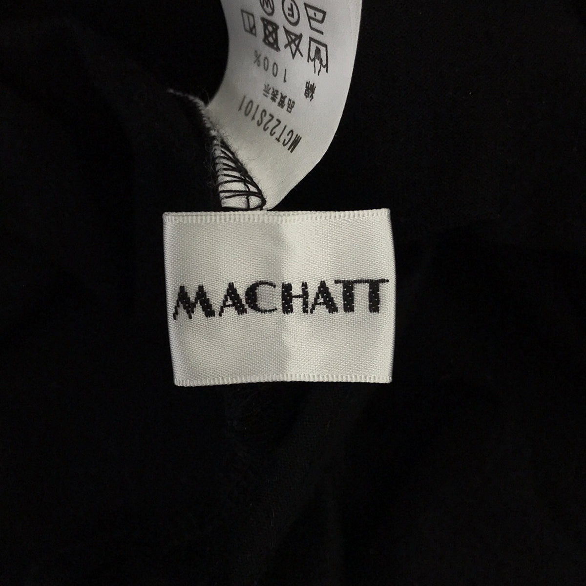 MACHATT / マチャット | バックオープン ハイネックTシャツ |