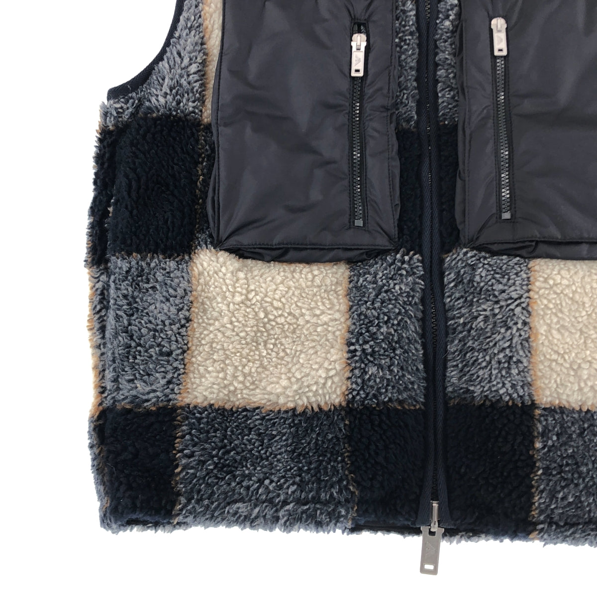 EMPORIO ARMANI / エンポリオアルマーニ | リバーシブル 異素材 切替 ボア ロゴジップ ベスト | 48 | メンズ