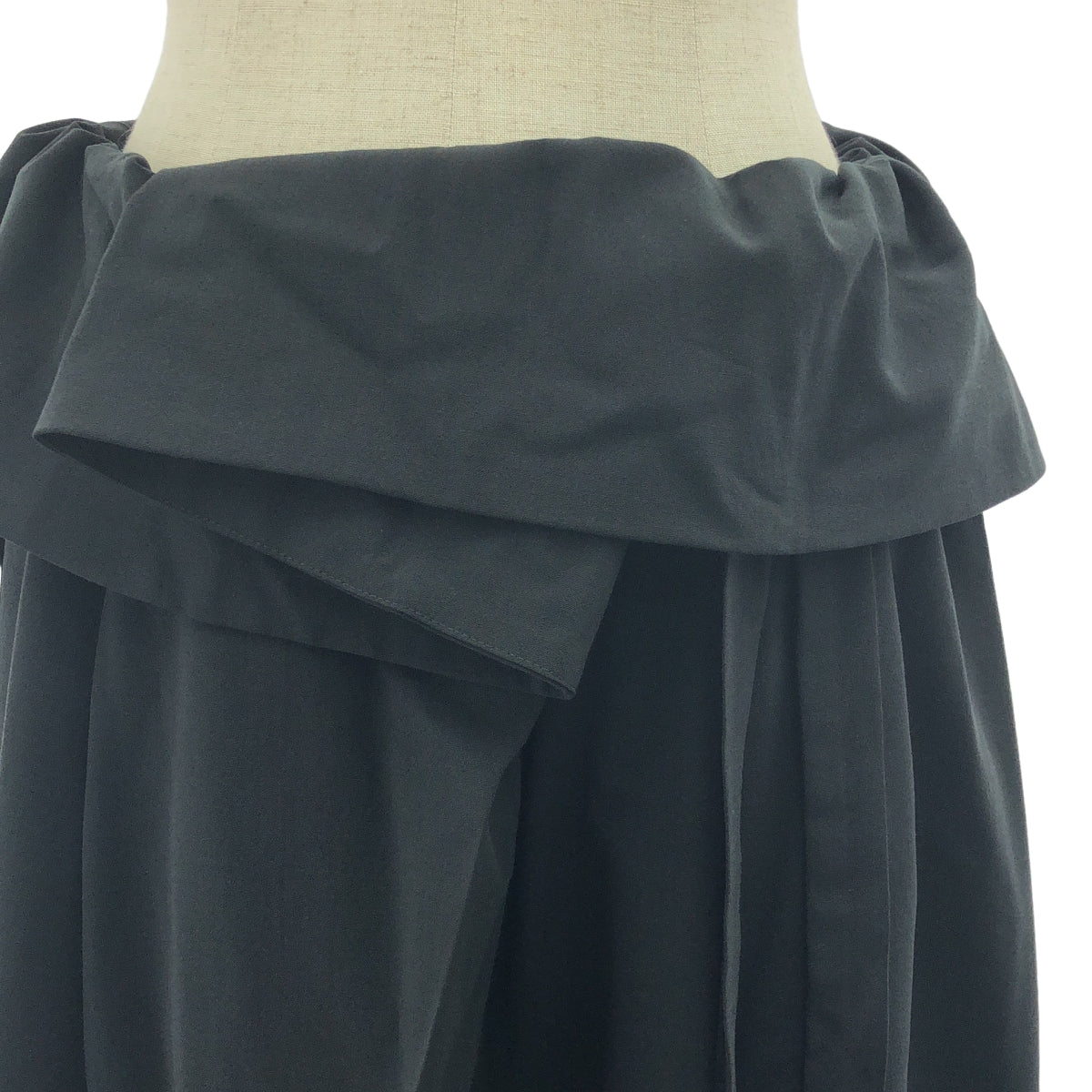 【美品】  LOHEN / ローヘン | 2023AW | オーバーラップパンツ | 38 | ブラック | レディース