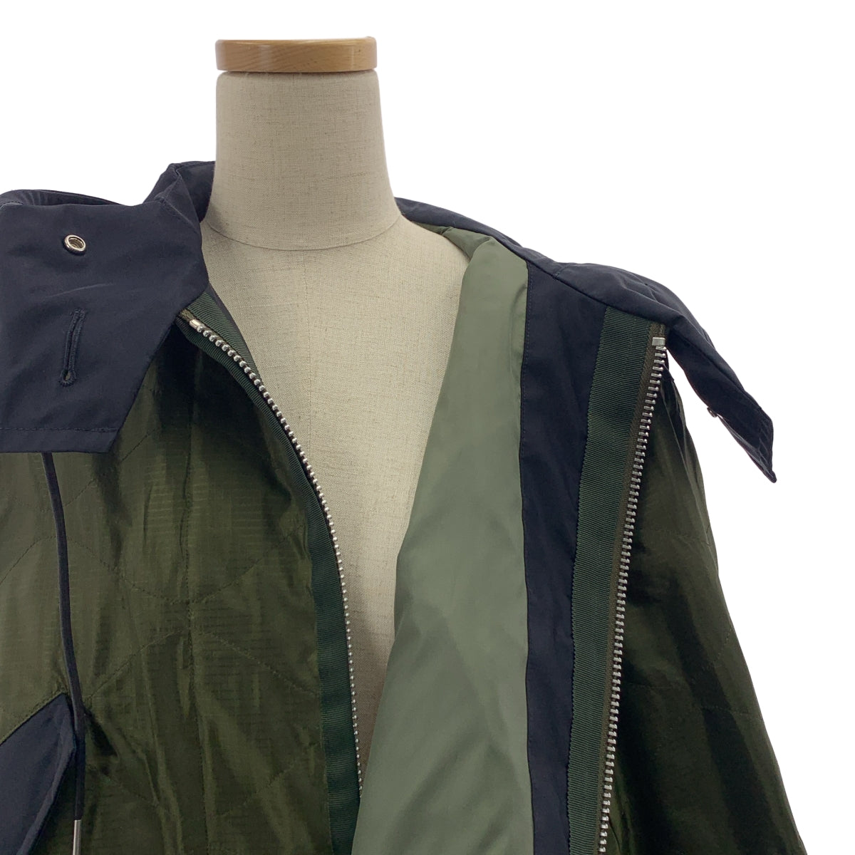 [品相良好] sacai | 2023 | 絎縫夾克 | 1 | 海軍藍/卡其色 | 女款