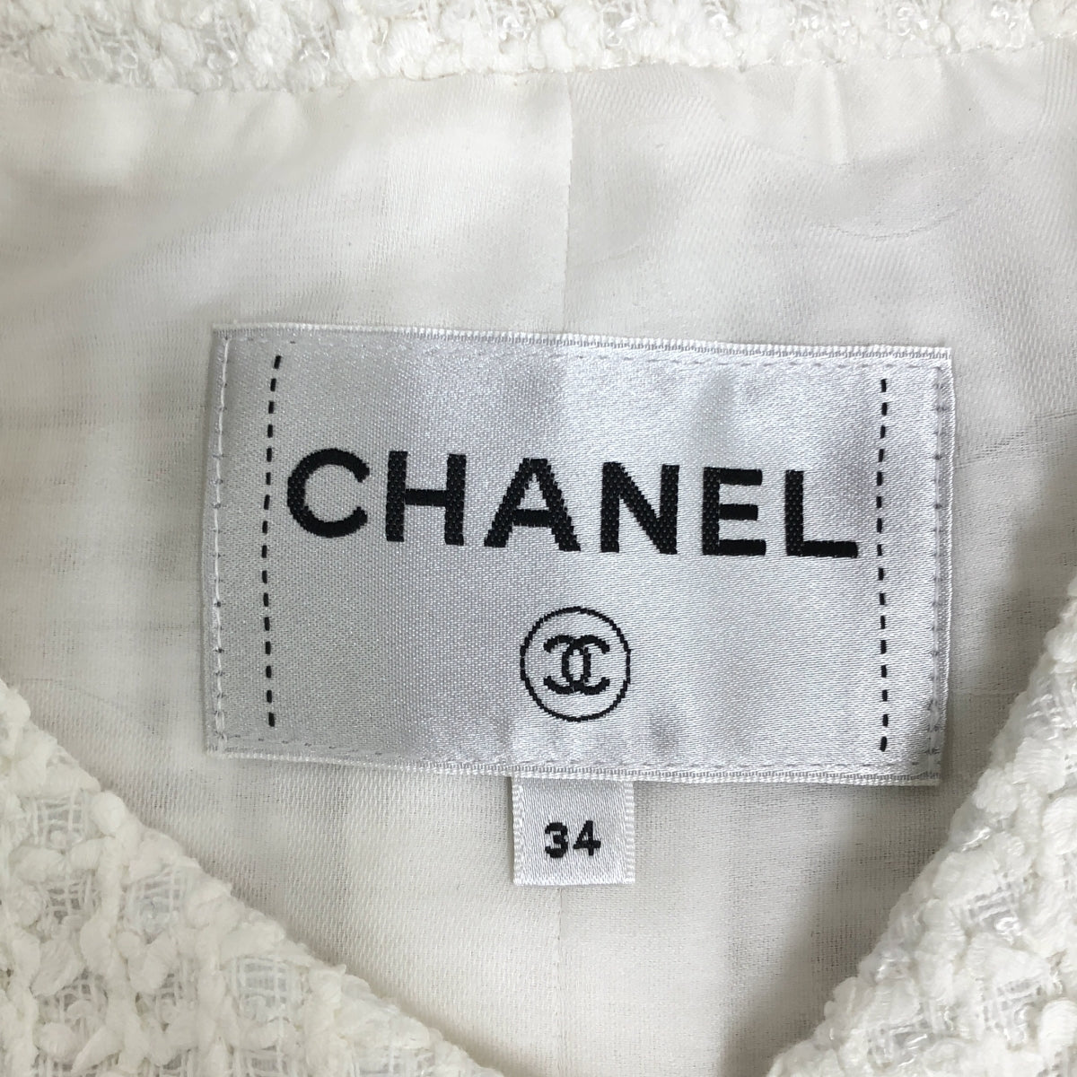 CHANEL / 샤넬 | 2023SS | 코코 마크 버튼 코튼 트위드 노 컬러 재킷 | 34 | 여성