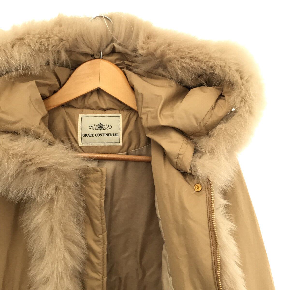 [New] GRACE CONTINENTAL | FOX fur-trimmed down coat | Size 38 | Beige | Women's