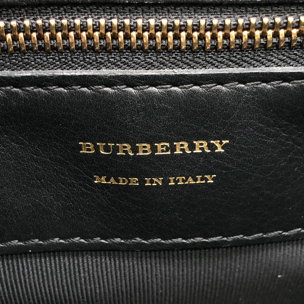 [狀況極佳] 博柏利 | 皮革鑲邊、標誌覆層、Nova 格紋單肩包 | 男女通用 | 米色 | 男士