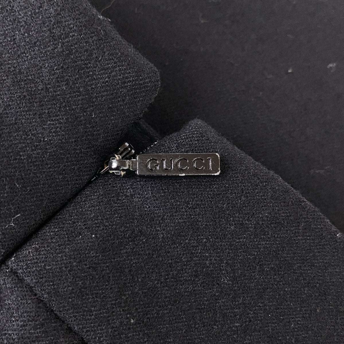 GUCCI | 羊毛標誌扣繫帶後拉鍊開衩裙 / 全襯裡 | 尺寸 46 | 黑色 | 女款