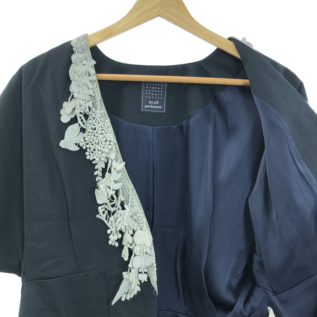 [品相良好] mina perhonen | 2017SS | lsc / 刺繡無領外套 / 全襯裡 | 38 | 深海軍藍 | 女款