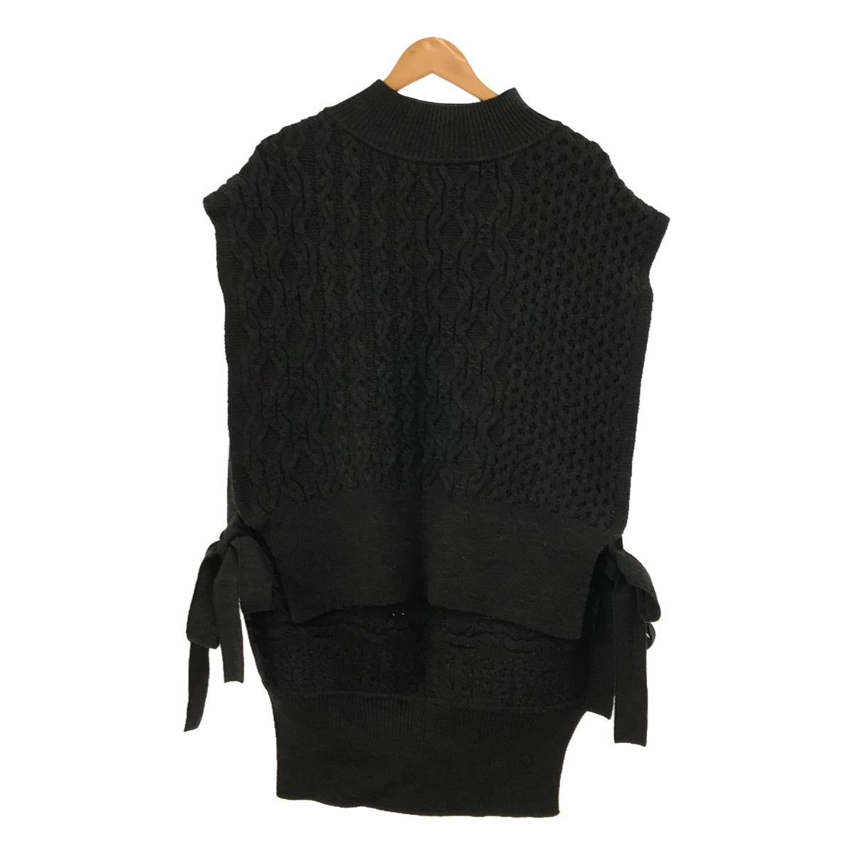 WRAPINKNOT | Bulky wool cable knit vest | 0 | Dark gray | Women's