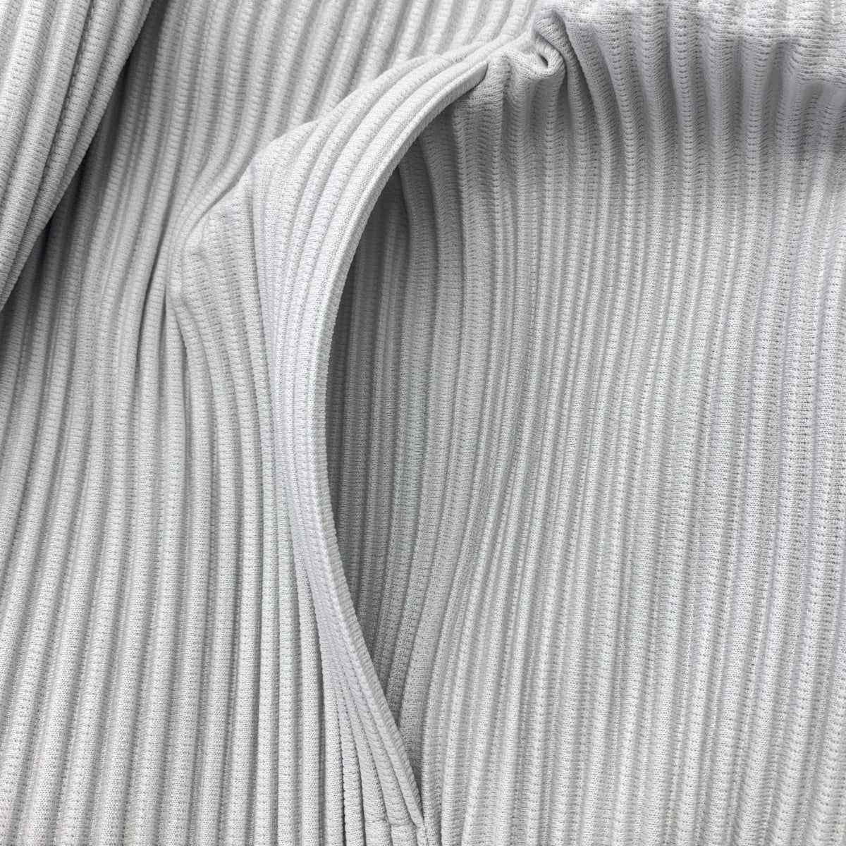 HOMME PLISSE ISSEY MIYAKE | 基本款 / 褶飾單排扣大衣 | 尺寸 3 |
