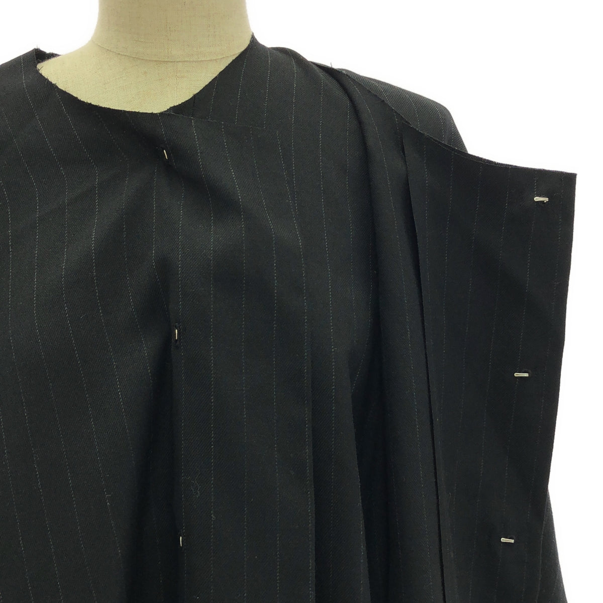 [狀況良好] COMME des GARCONS | 2021SS / AD2020 | DISSONANCE / Dissonance Cut-off Layered Big Silhouette 大衣 | XS | 黑色 | 女款