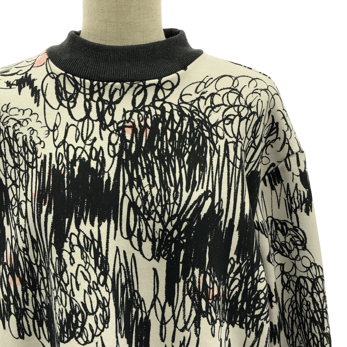 mina perhonen / ミナペルホネン | 2024-25 a/w | cache-cache プリント プルオーバーワンピース | 38 | グレー/ブラック/ピンク | レディース