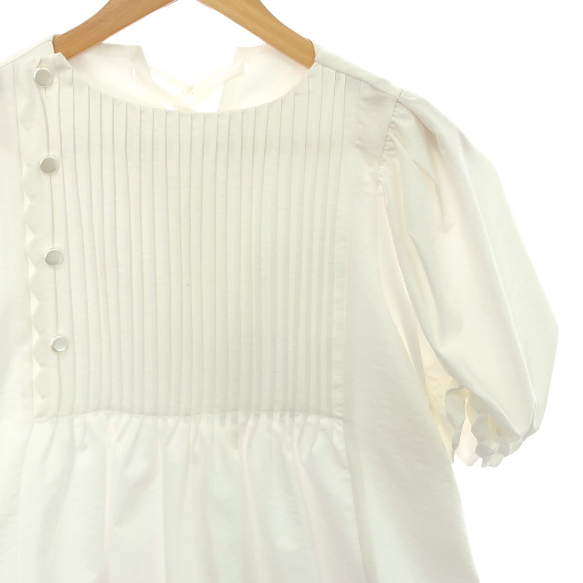 Rosy Monster | Gathered puff sleeve back ribbon blouse top | F | Women's