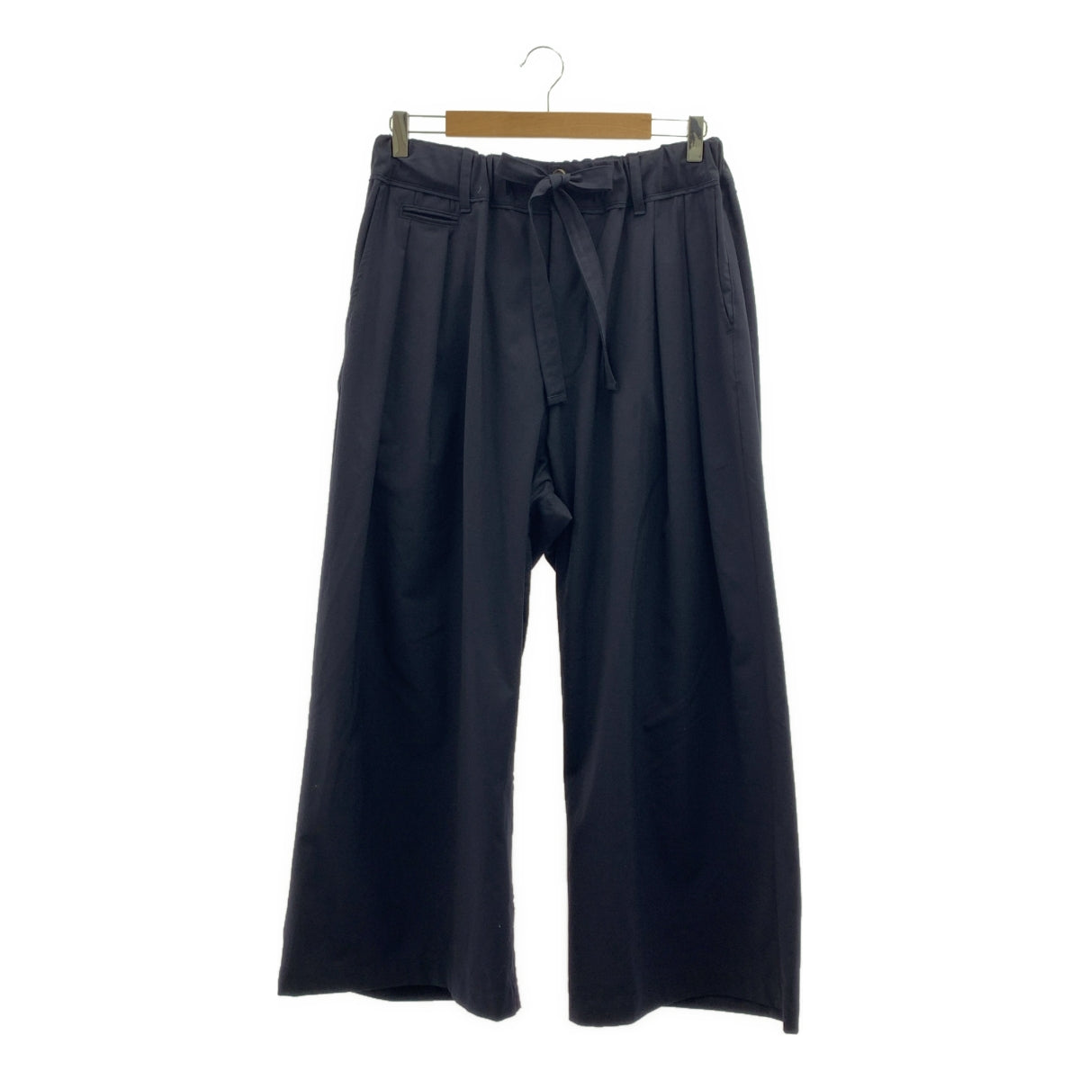 褶皺 | 圓褲 | F |