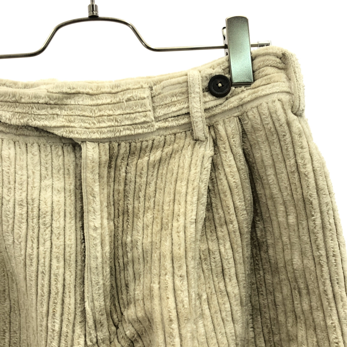 Ziggy Chen | 2021 秋冬系列 | 褶襉燈芯絨長褲 | 44 碼 |