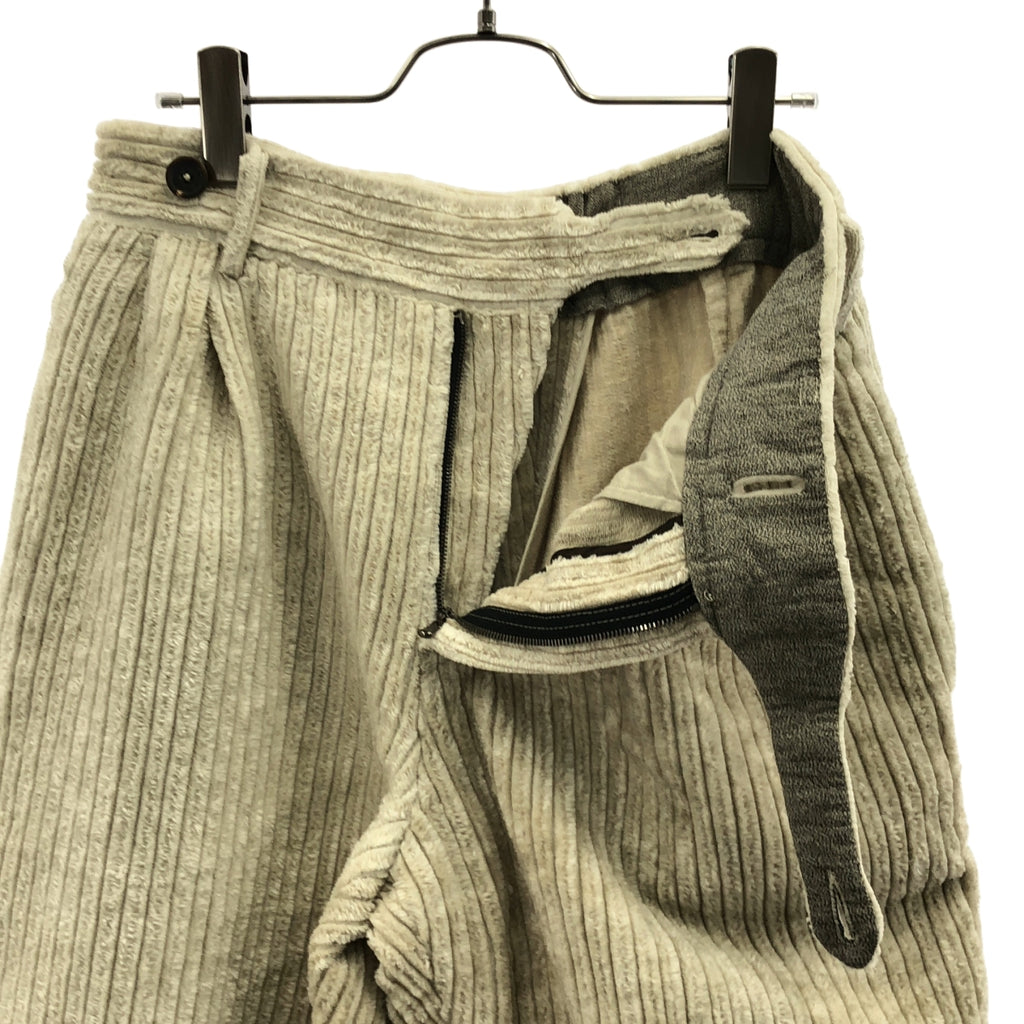 Ziggy Chen | 2021 秋冬系列 | 褶襉燈芯絨長褲 | 44 碼 |