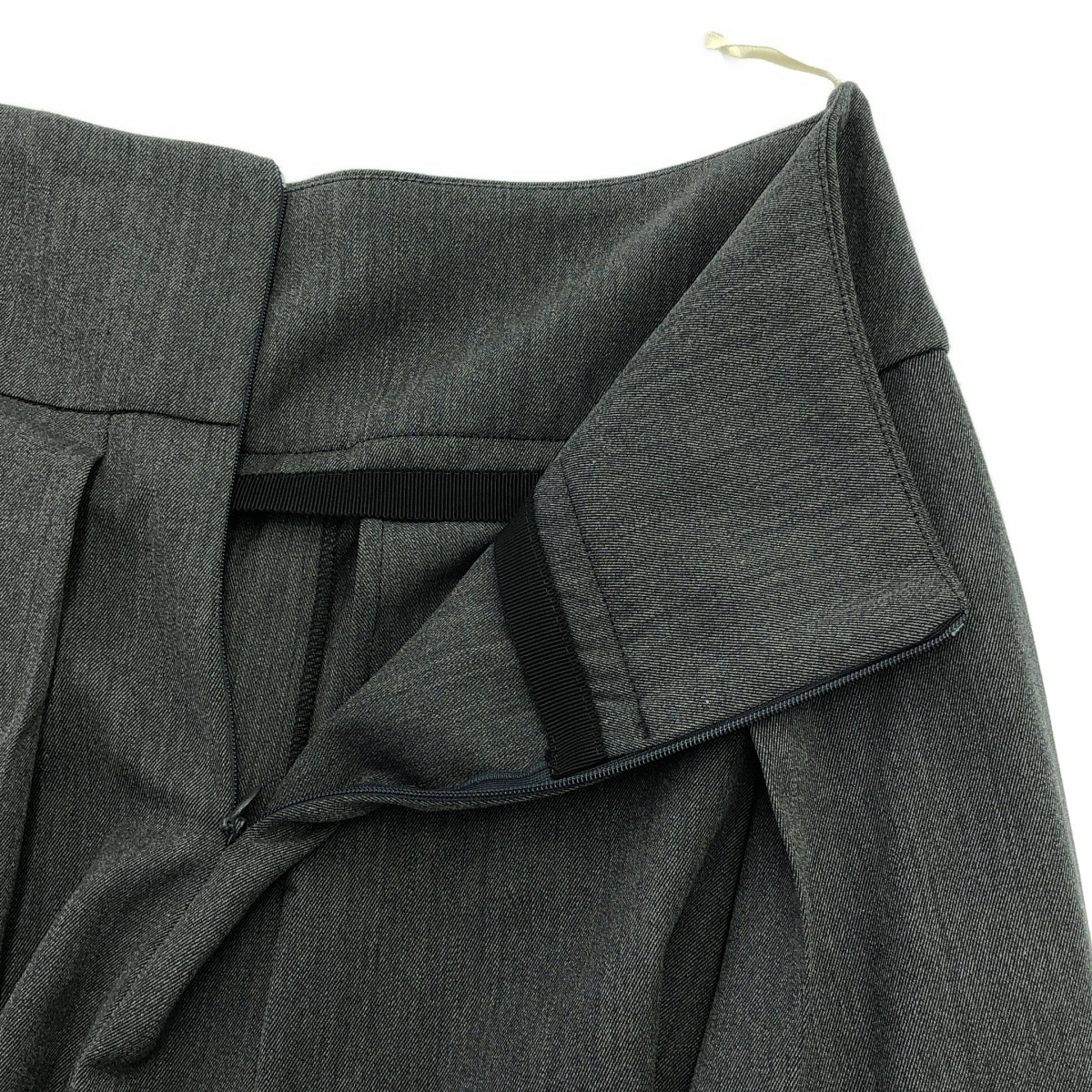 [Good Condition] PATOU | Tuck Pleated Long Skirt | Size 38 | Grey | Women's