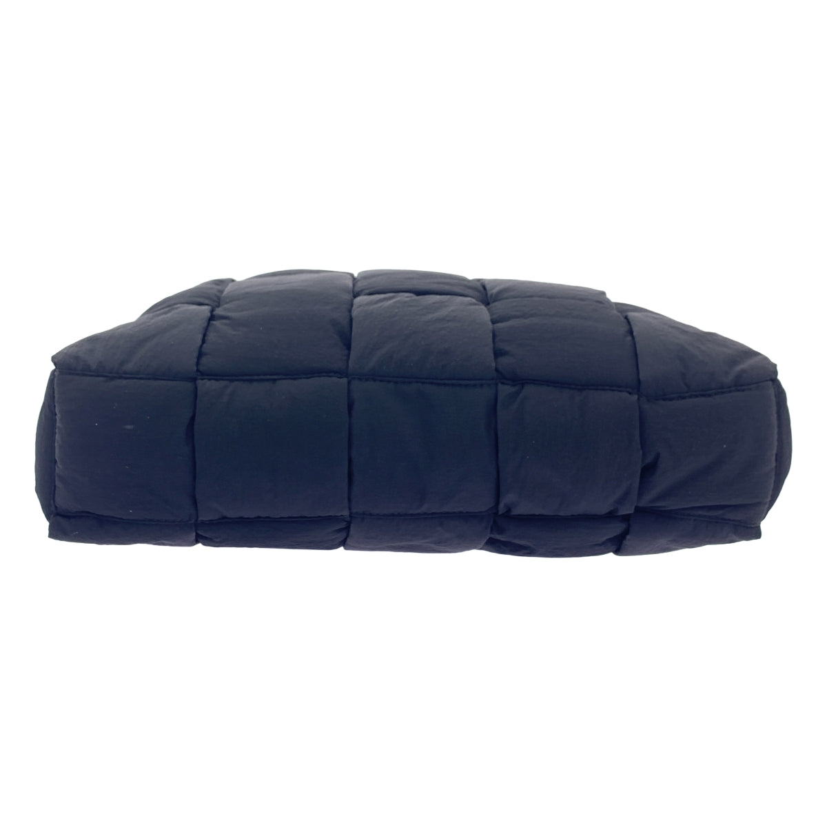 【미품】 BOTTEGA VENETA / 보테가 베네타 | Padded Quilted Nylon Tote Bag / 맥시 인트레치아토 패디트 퀼티드 토트 백 / 유니섹스 / 파우치 포함 | 블랙 | 남성