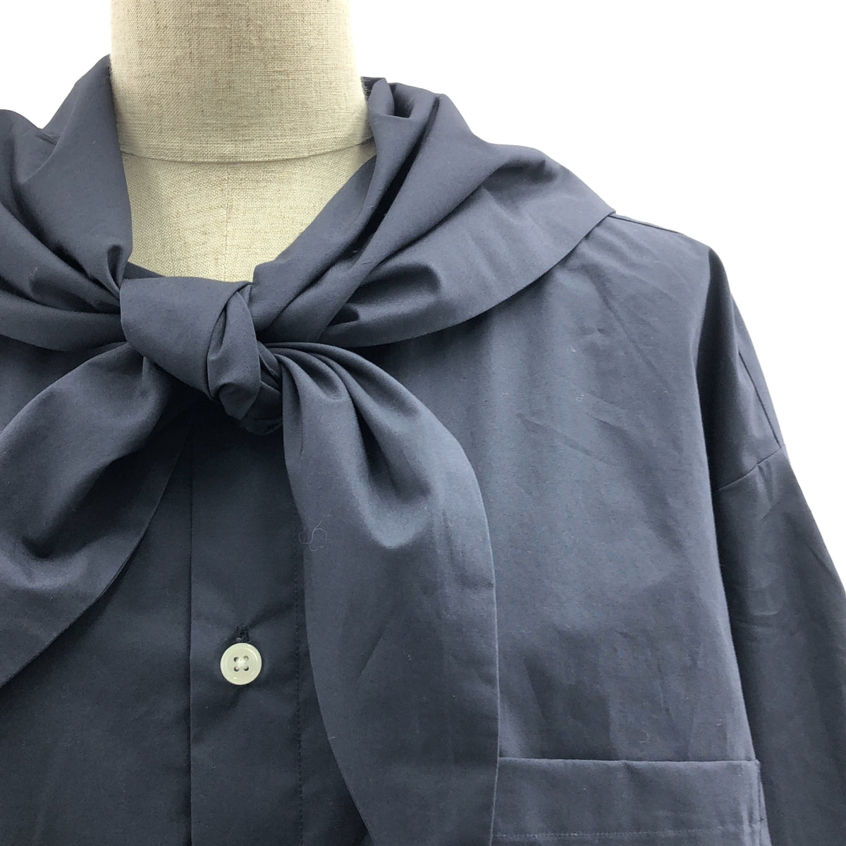 [狀況極佳] nicholson&amp;nicholson / Nicholson and Nicholson | UNISON-POPLIN / 披肩的外套襯衫 | 尺寸 38 | 海軍藍 | 女款