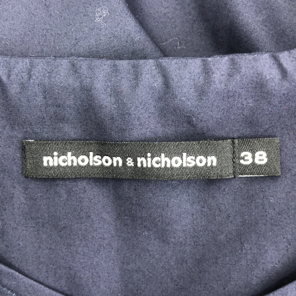 [狀況極佳] nicholson&amp;nicholson / Nicholson and Nicholson | UNISON-POPLIN / 披肩的外套襯衫 | 尺寸 38 | 海軍藍 | 女款