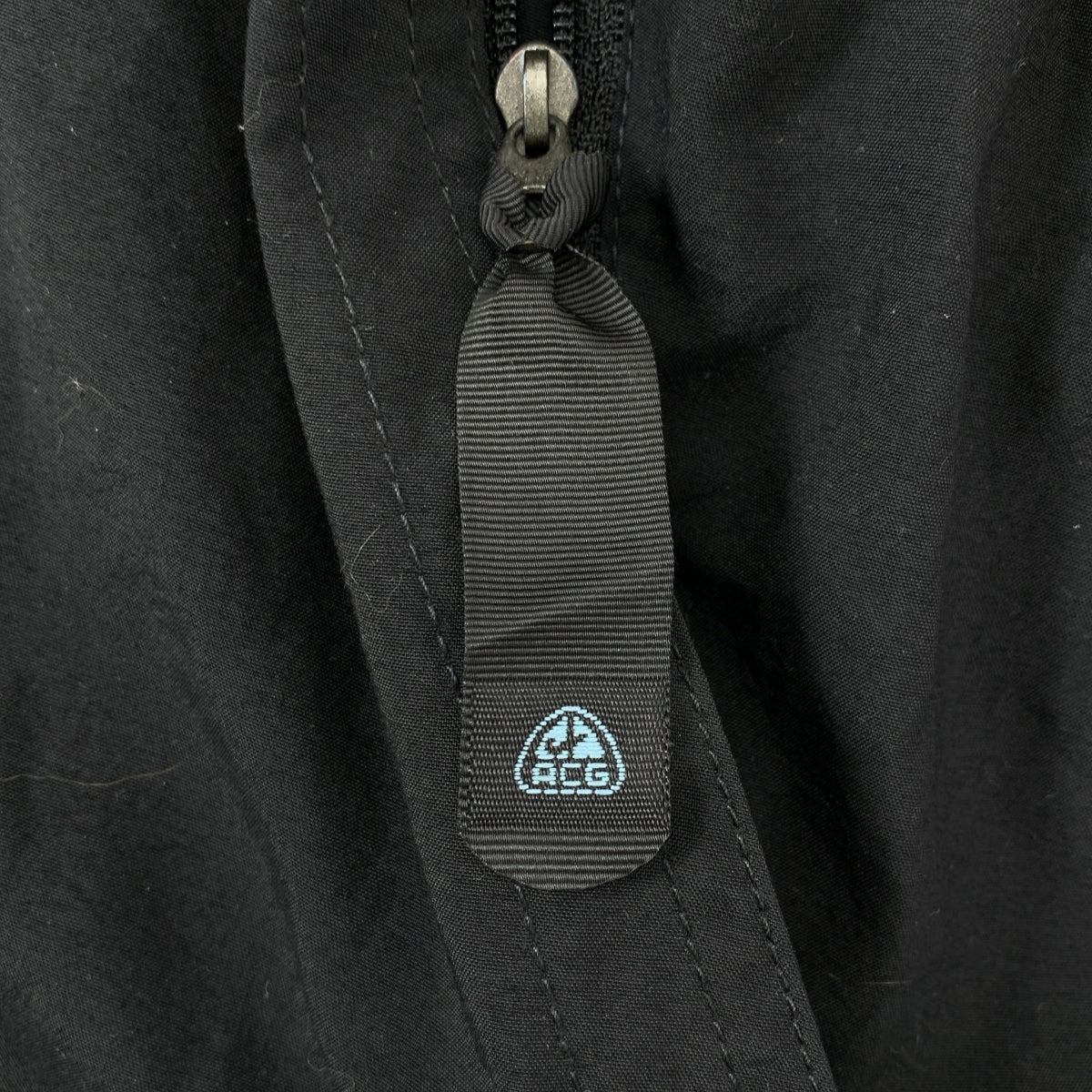 NIKE ACG | 抽繩 Yeezy 短褲 | 全網眼襯裡 | 男士 | L 碼