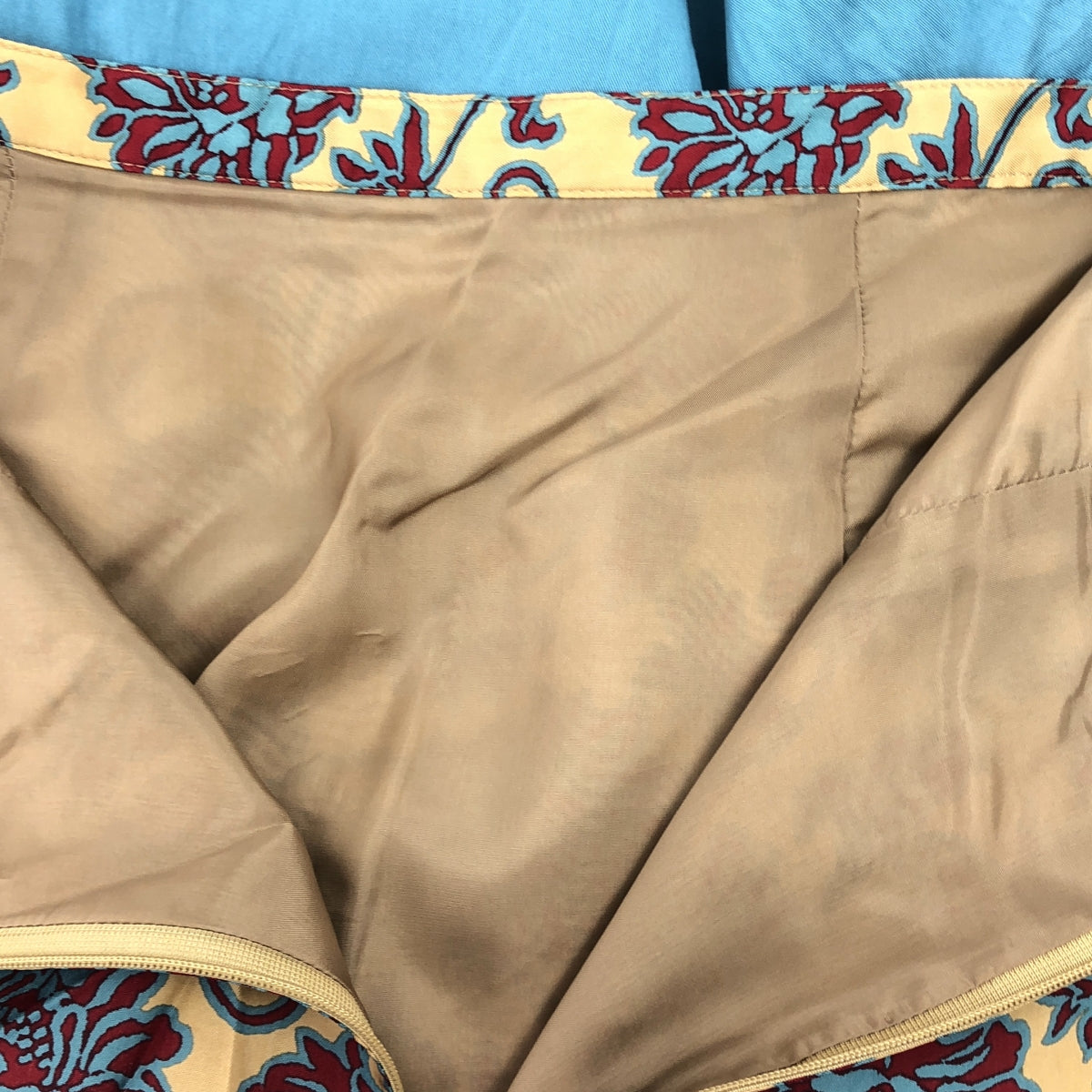 machiko jinto / マチコジント | キュプラ 総柄 カットオフ スカート / 裏地付き | L | ブラウン/ブルー | レディース