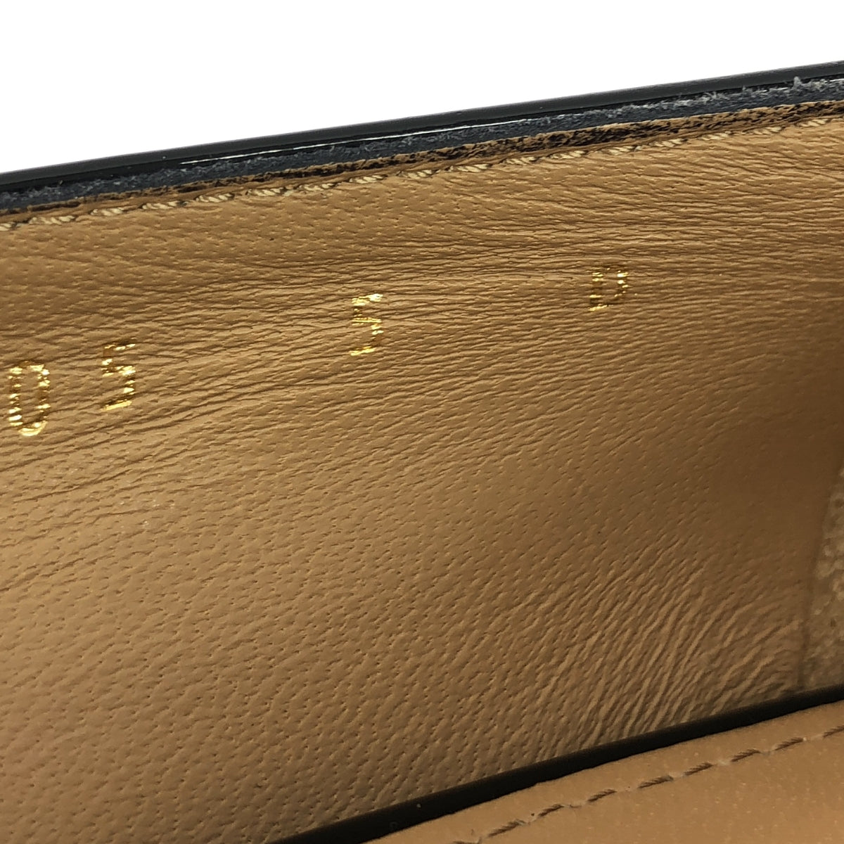 Salvatore Ferragamo | 漆皮標誌平底高跟鞋 | 尺寸 5 | 黑色 | 女款