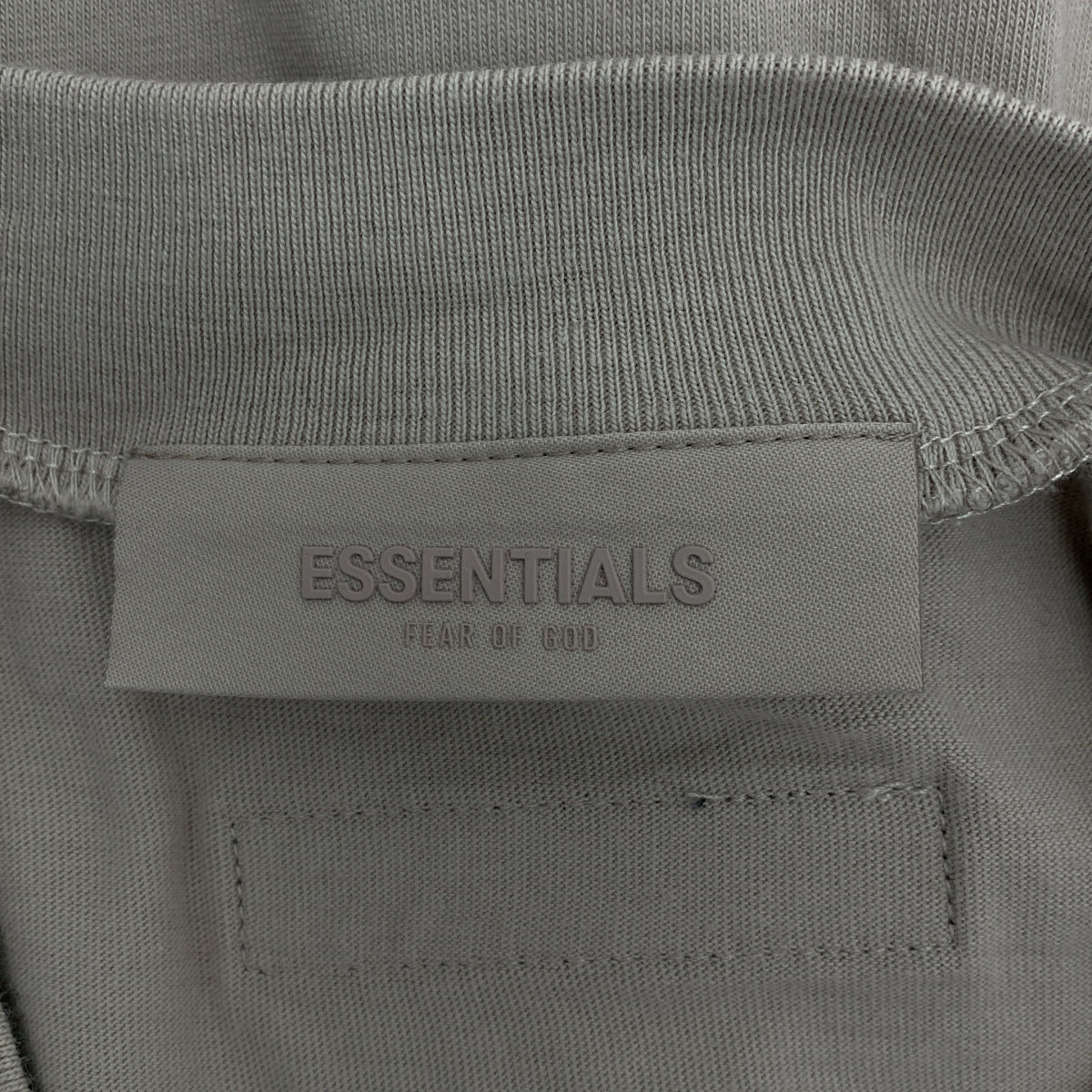 FOG ESSENTIALS | 植絨Logo T卹 | M碼 |