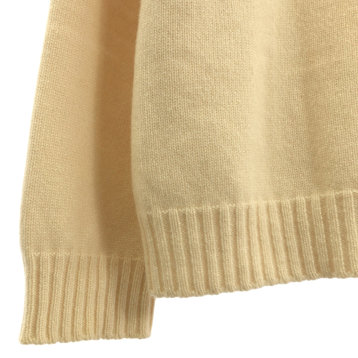 抽屜 | 7G 羊絨高領開衩針織衫 | 1 碼 | 米色 | 女款