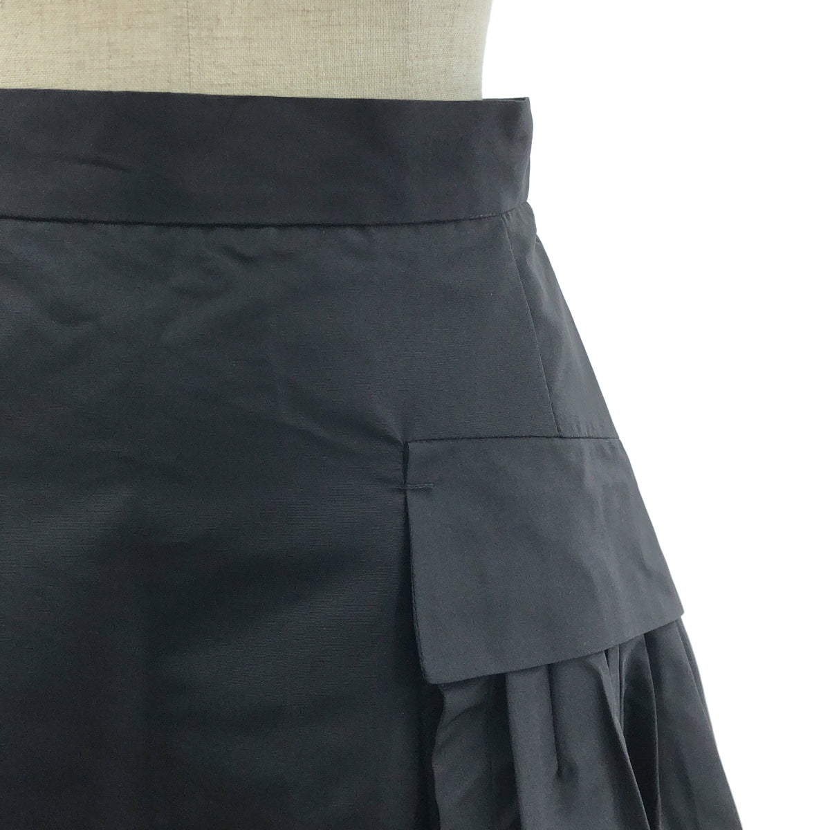 PRADA | 側袋褶皺喇叭長裙 | 38 碼 | 黑色 | 女款
