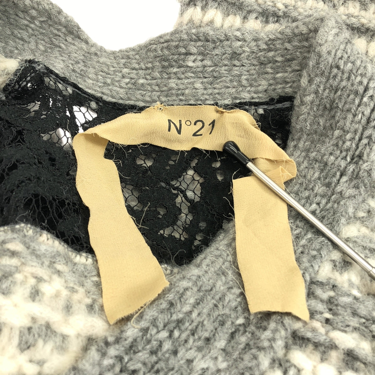 N°21 / ヌメロヴェントゥーノ | アルパカ レース 切替 カーディガン | XS | レディース