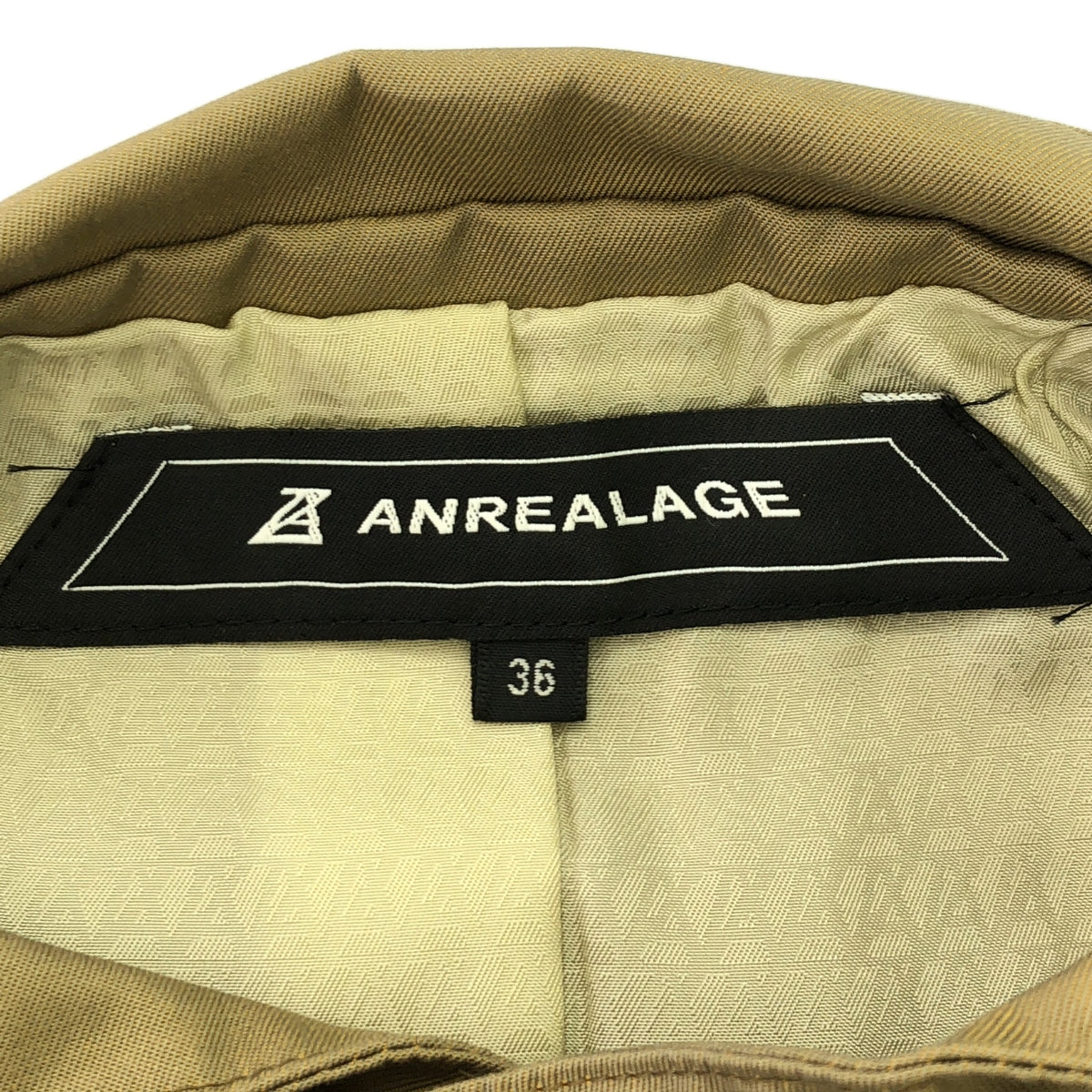 【美品】  ANREALAGE / アンリアレイジ | LOW ANGLE TRENCH COAT ローアングル トレンチコート | 36 | ベージュ | レディース
