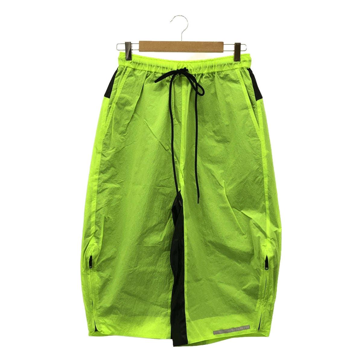 【신품】 prasthana / 프라스타나 | modulation zip wide shorts / 바지 | M | 그린 / 블랙 | 남성