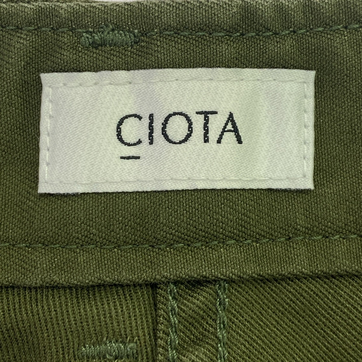 CIOTA / シオタ | スビンコットン バックサテン ベイカーパンツ | 1 | オリーブ | レディース