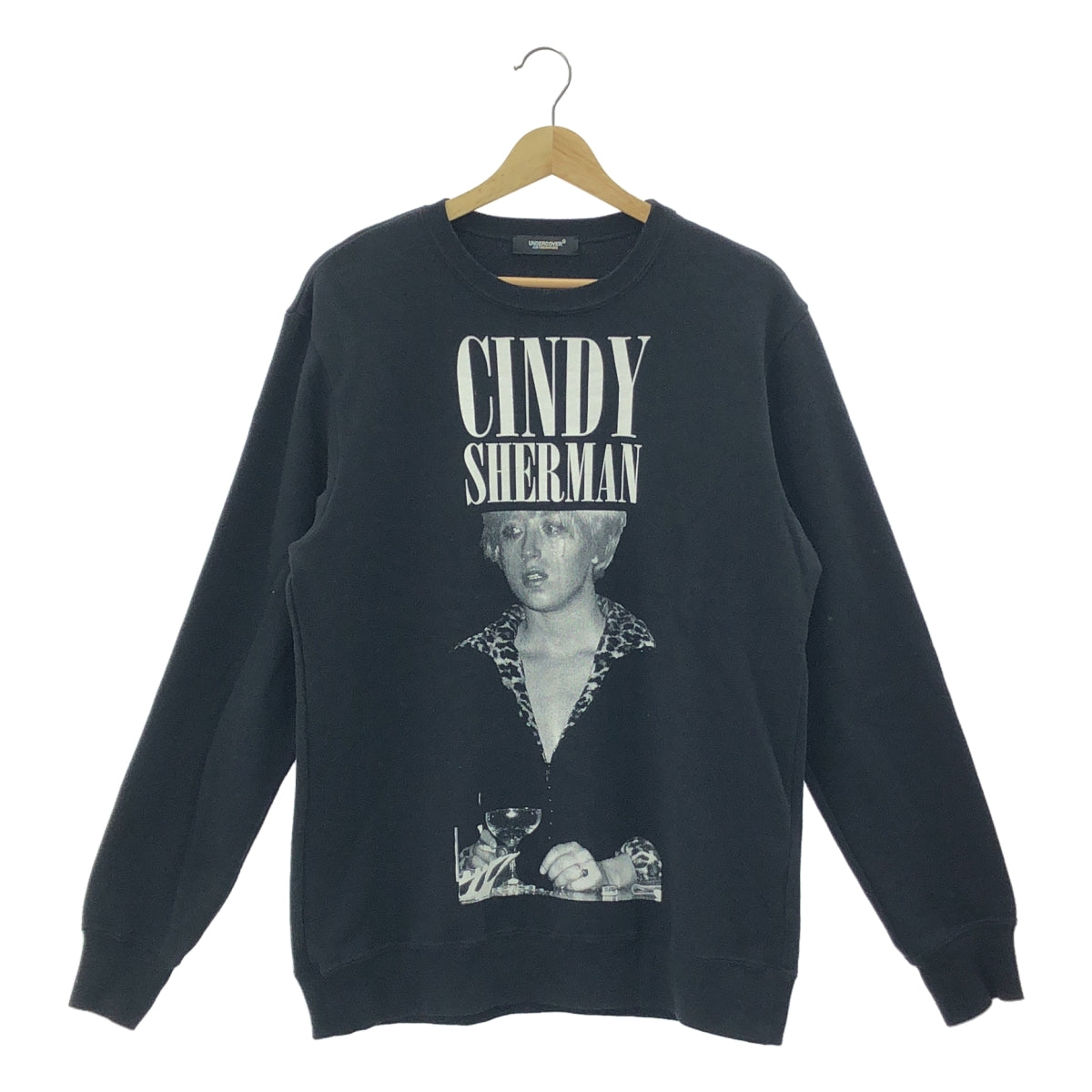 UNDER COVER  / アンダーカバー | CINDY SHERMAN プリント スウェット | 2 | ブラック | メンズ