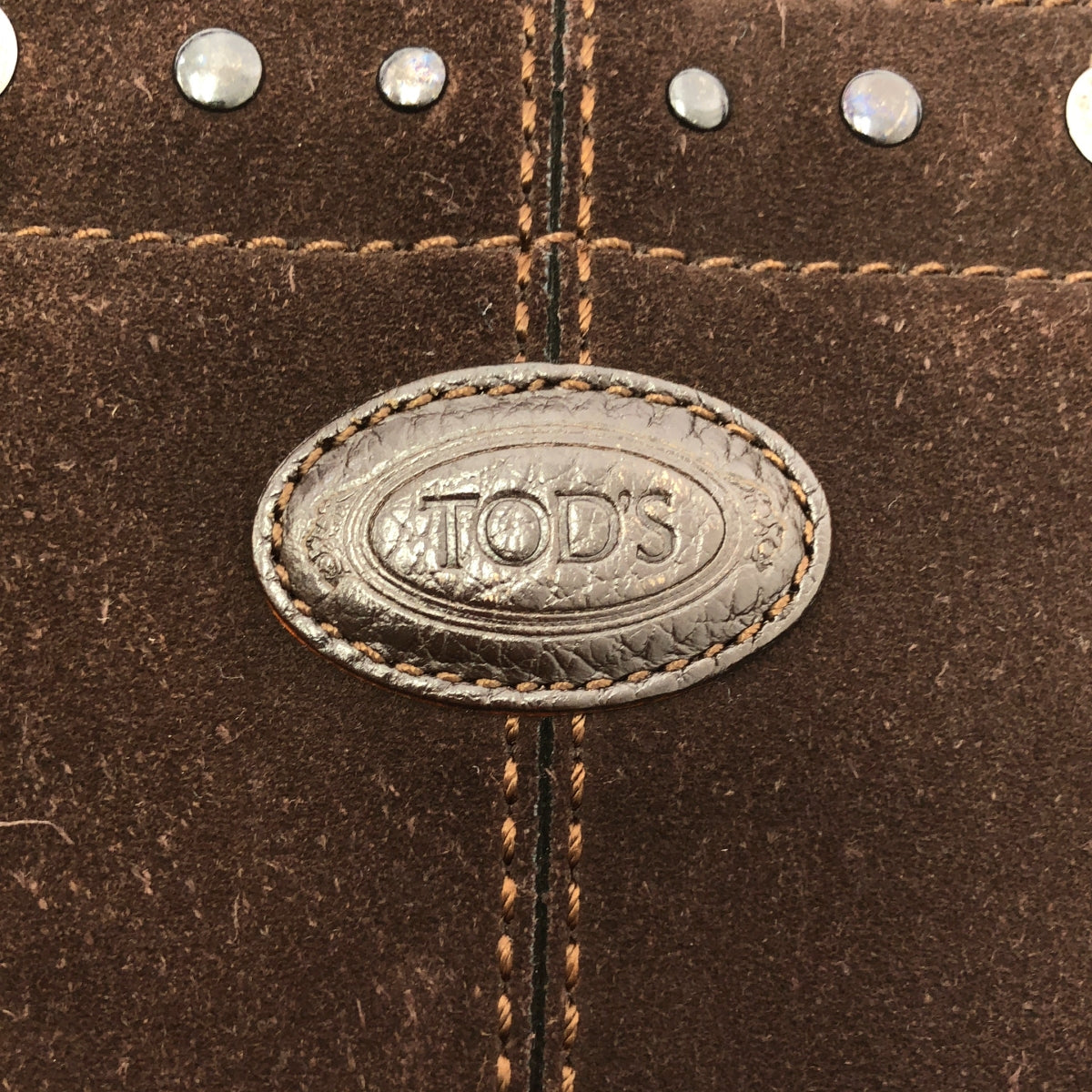 TOD'S / 토즈 | 스웨이드 스터드 가죽 토트 백 | 브라운 | 여성