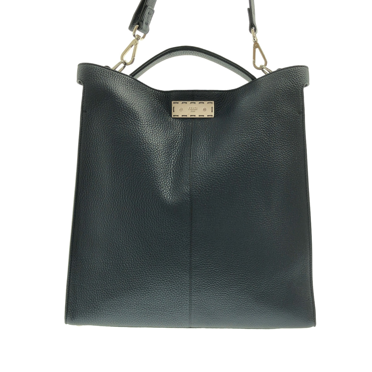 芬迪| 2 向 Peekaboo X-Litefit 包 |