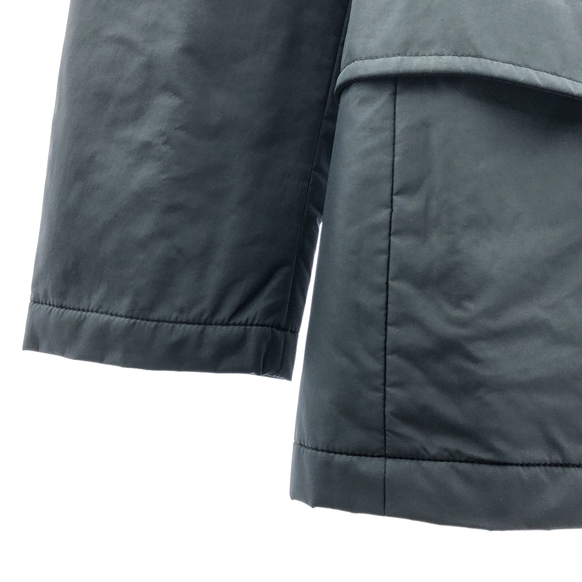 PRADA SPORT | 2000 年代 | 尼龍泡泡袖外套 | 46 碼 | 黑色 | 男款