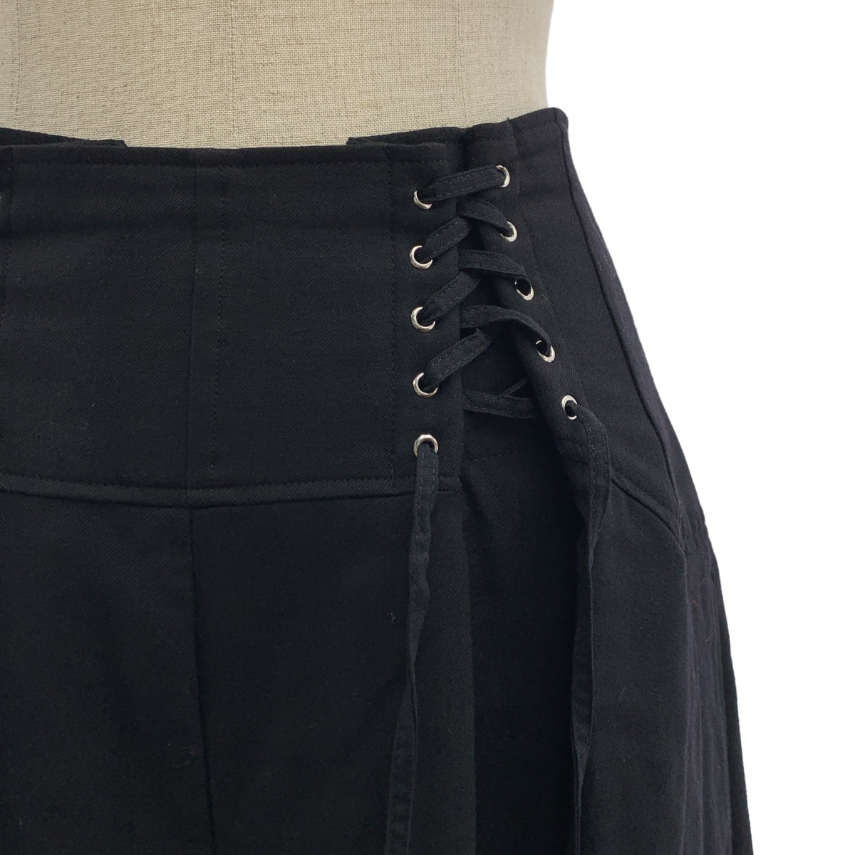 【美品】  noir kei ninomiya / ノワールケイニノミヤ | 2023AW | Tie Up Waist Pants ウール レースアップ パンツ | S | ブラック | レディース